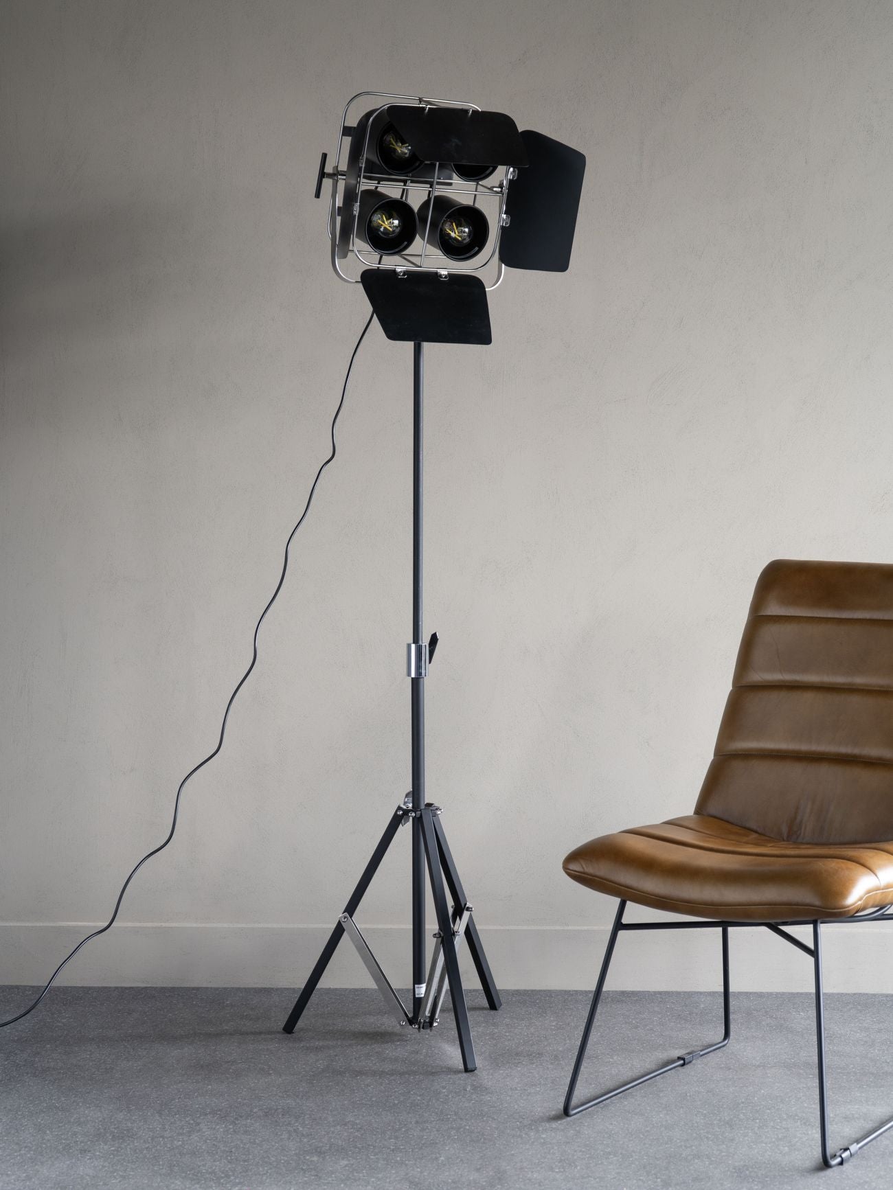 Flix Tripod Studio Floor Lamp